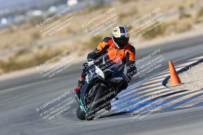 media/Jan-09-2022-SoCal Trackdays (Sun) [[2b1fec8404]]/Turn 11 (935am)/